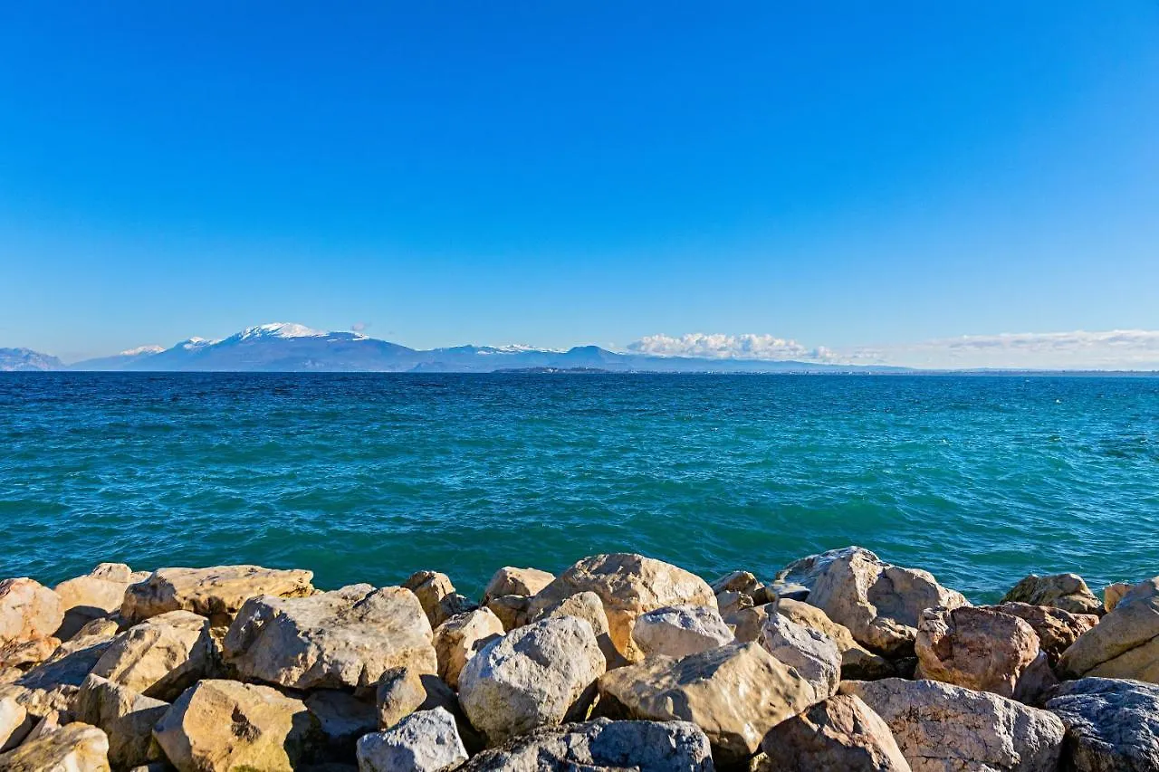 C'Era Una Volta In Centro By Wonderful Italy Desenzano del Garda 0*,  Italy
